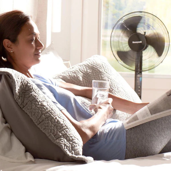 HONEYWELL QuietSet 16" Stand Fan with Noise Reduction Technology