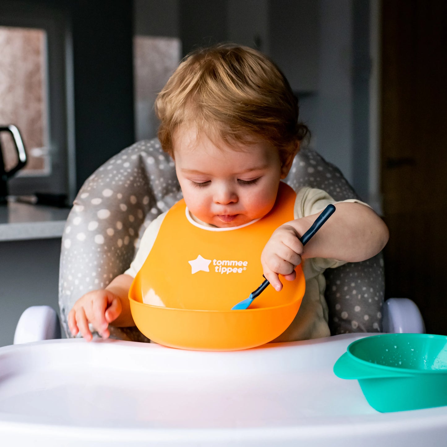 Tommee Tippee Ess Comfi Neck Bib